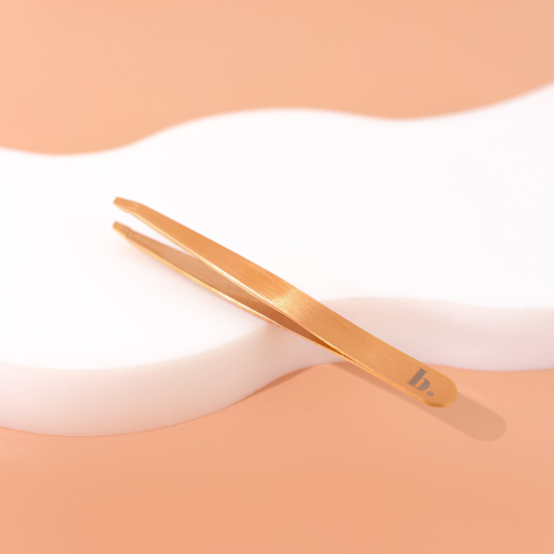 Bella Beauty Pro - Amalfi Tweezer (Slanted)