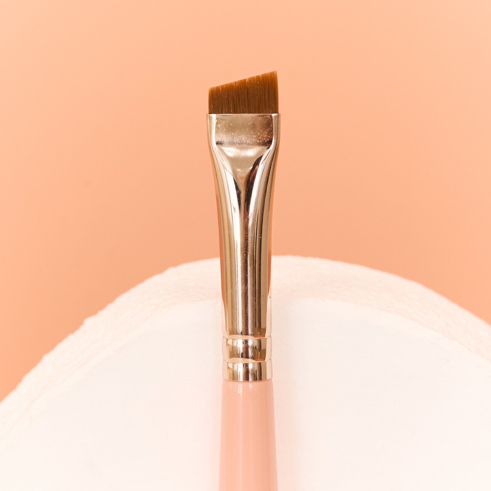 Bella Beauty Pro - Large Angled Brush #B3