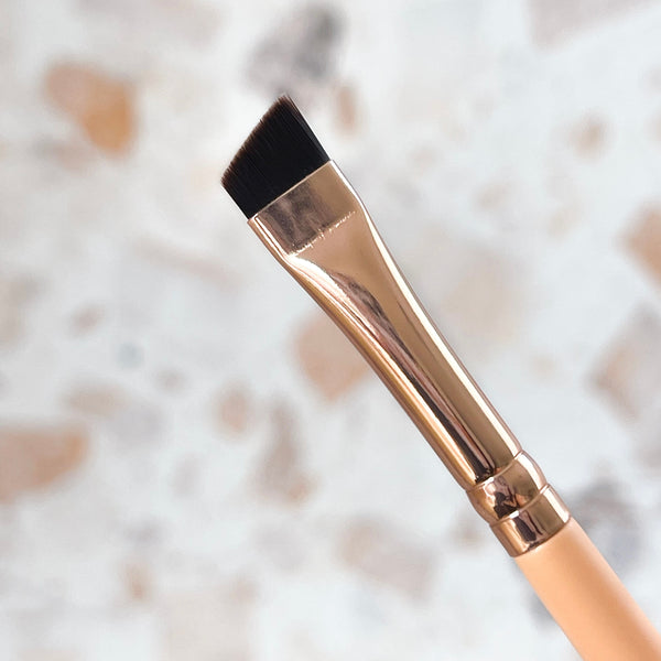 Angled Blush Brush - Pro Soto Beauty Studio