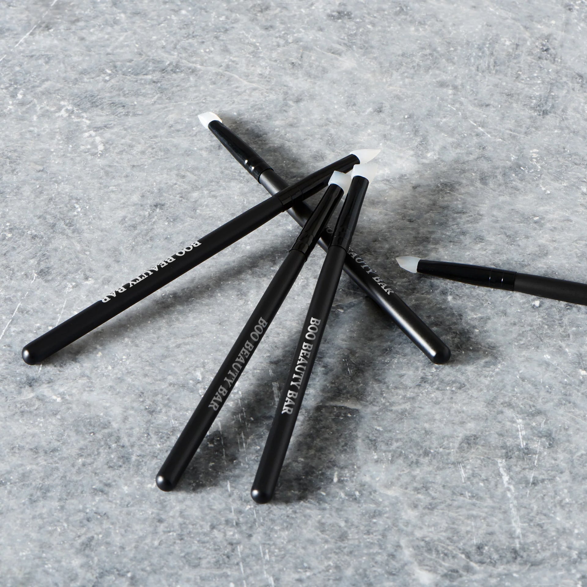 Boo - Silicone Brush
